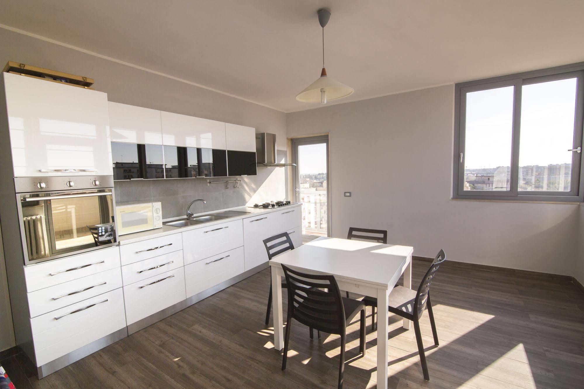 Penthouse Station Luxury Suites & Apartment Brindisi Exterior photo