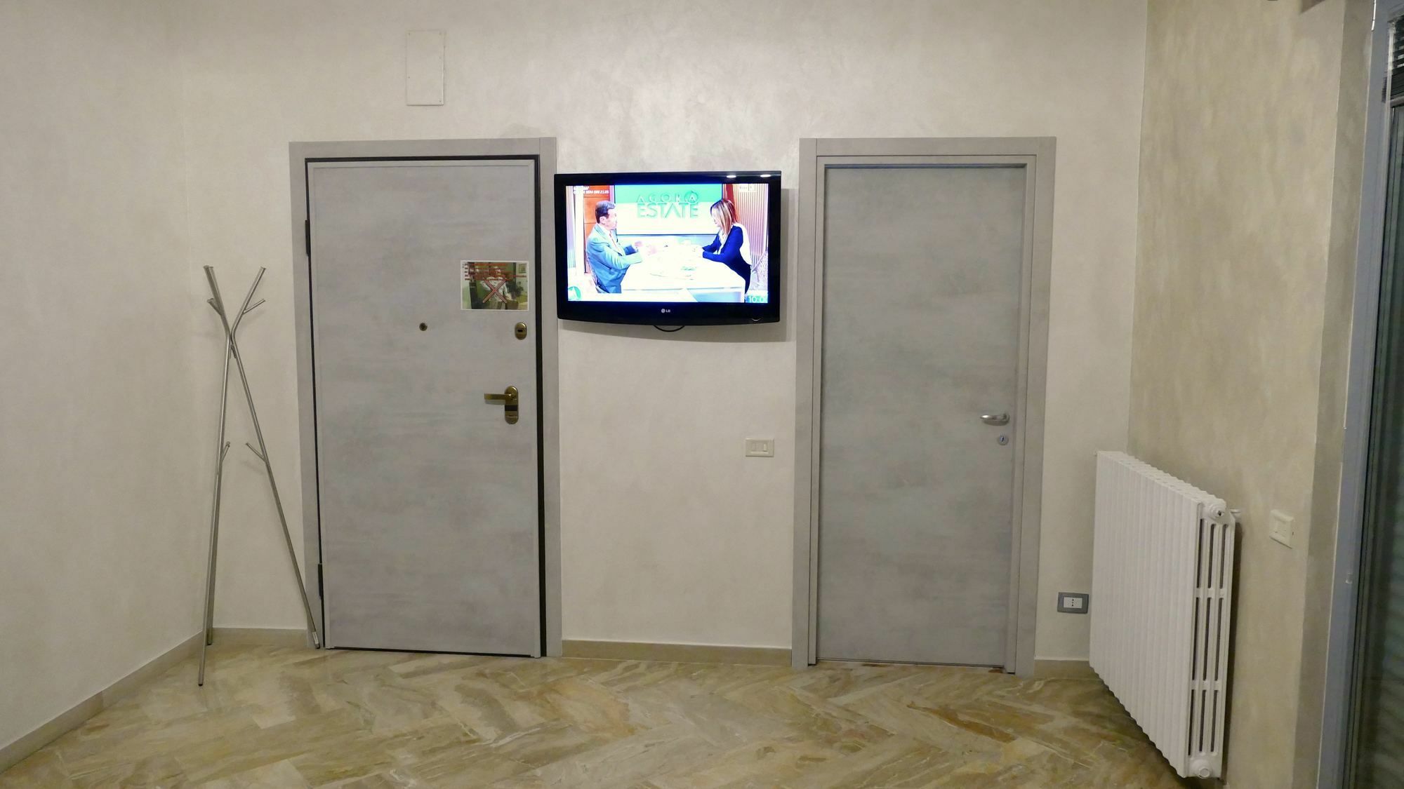 Penthouse Station Luxury Suites & Apartment Brindisi Exterior photo